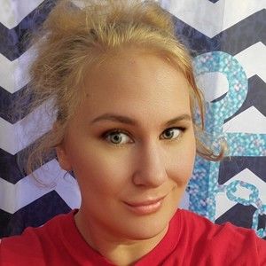 Meet your Posher, Lydia